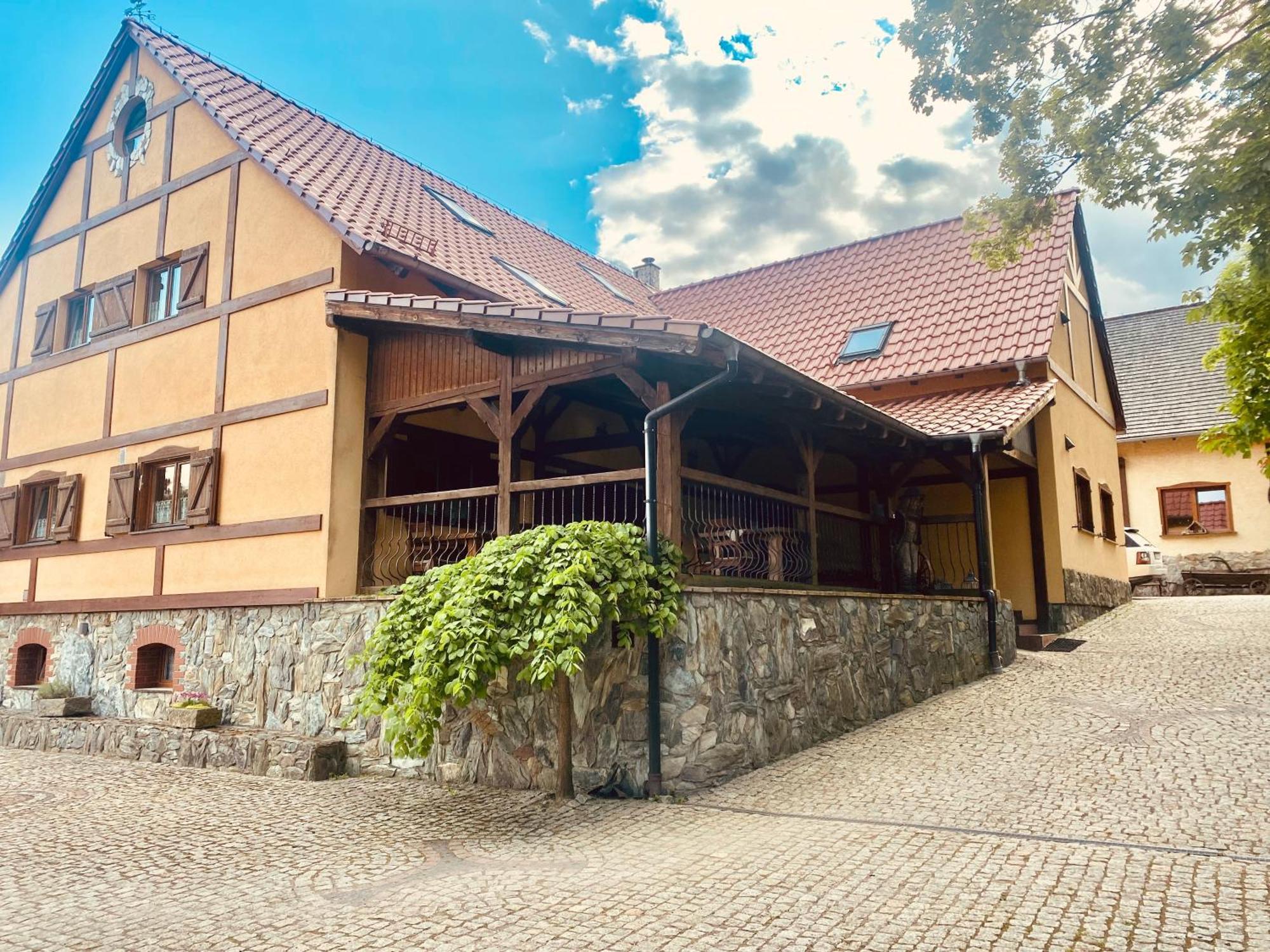 Marciszow Agroturystyka Agro-Podkowka מראה חיצוני תמונה