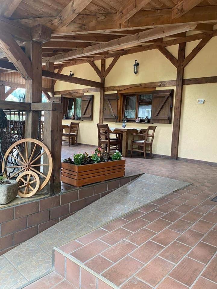 Marciszow Agroturystyka Agro-Podkowka מראה חיצוני תמונה